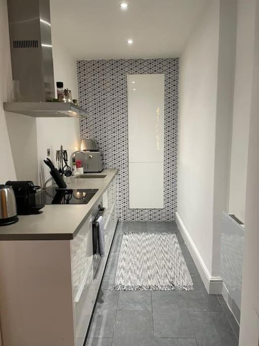 Ferienwohnung The Flat With The Heart London Exterior foto